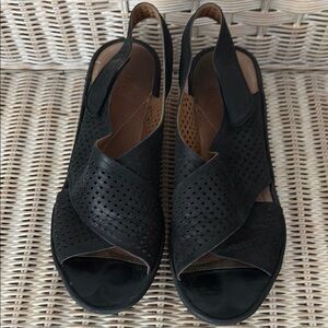 Clark’s Clarene Award Black Nubuck Sling Back